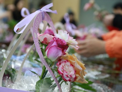 当科技邂逅花香——倍斯特春日员工插花沙龙点亮创意与温情